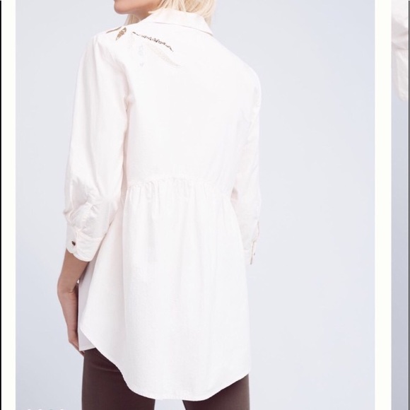 SOLD 🚫 Anthro New Bedford Button Down Top - SP - Picture 3 of 8